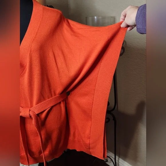 Michael Kors Women's Orange V-Neck Sweater with Belt. Size L/XL.NWT - Picture 2 of 7
